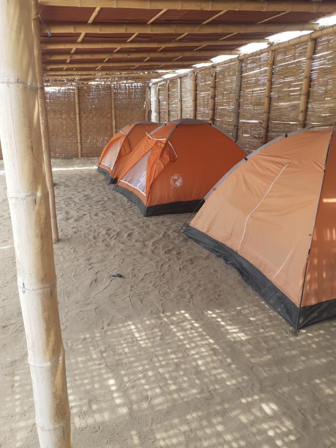 Hotel Pepon Surf Camp Máncora Esterno foto
