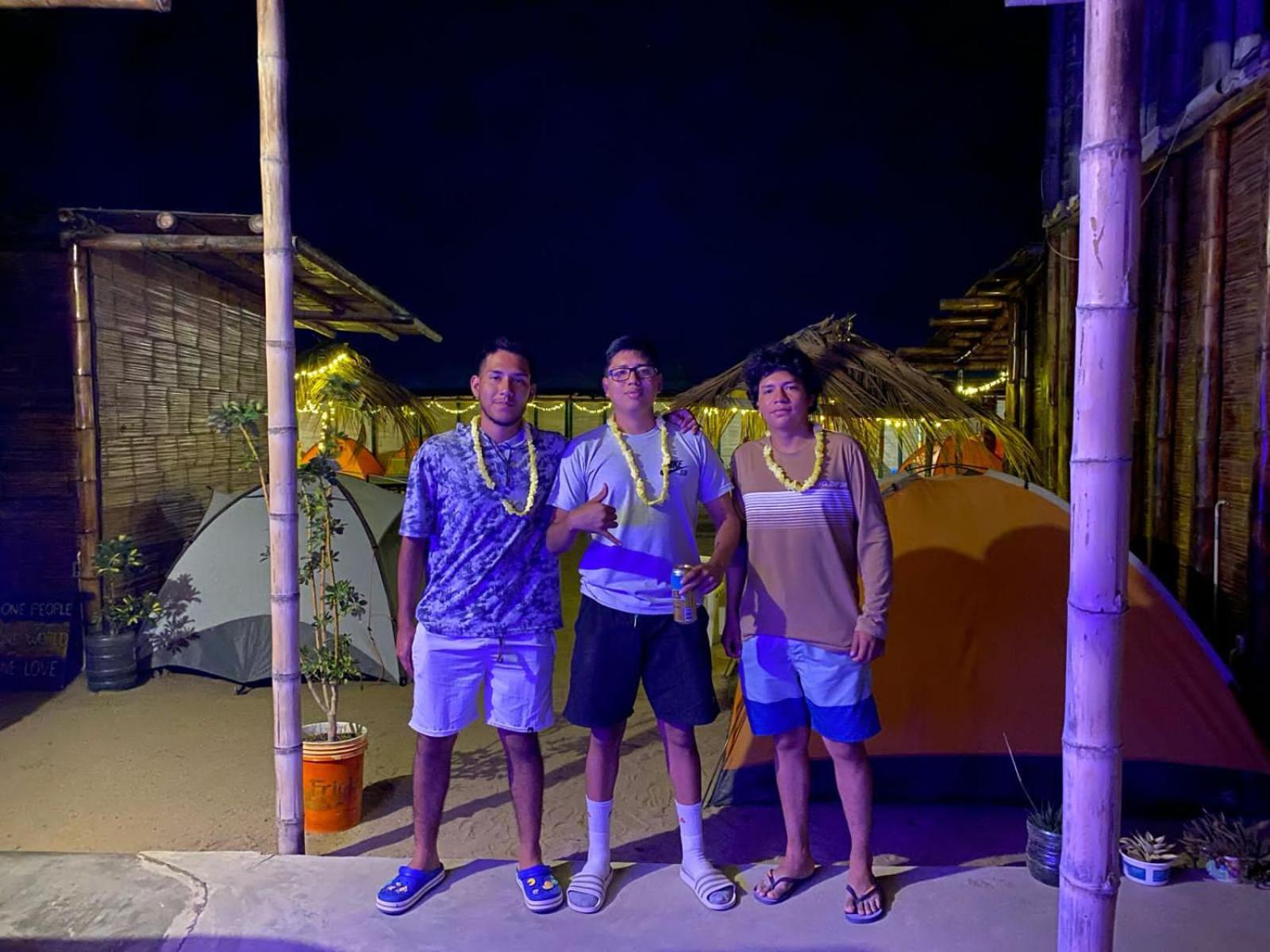 Hotel Pepon Surf Camp Máncora Esterno foto