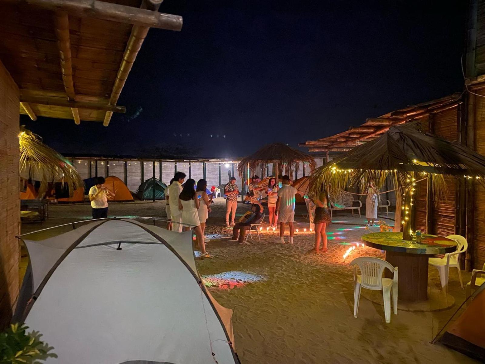 Hotel Pepon Surf Camp Máncora Esterno foto