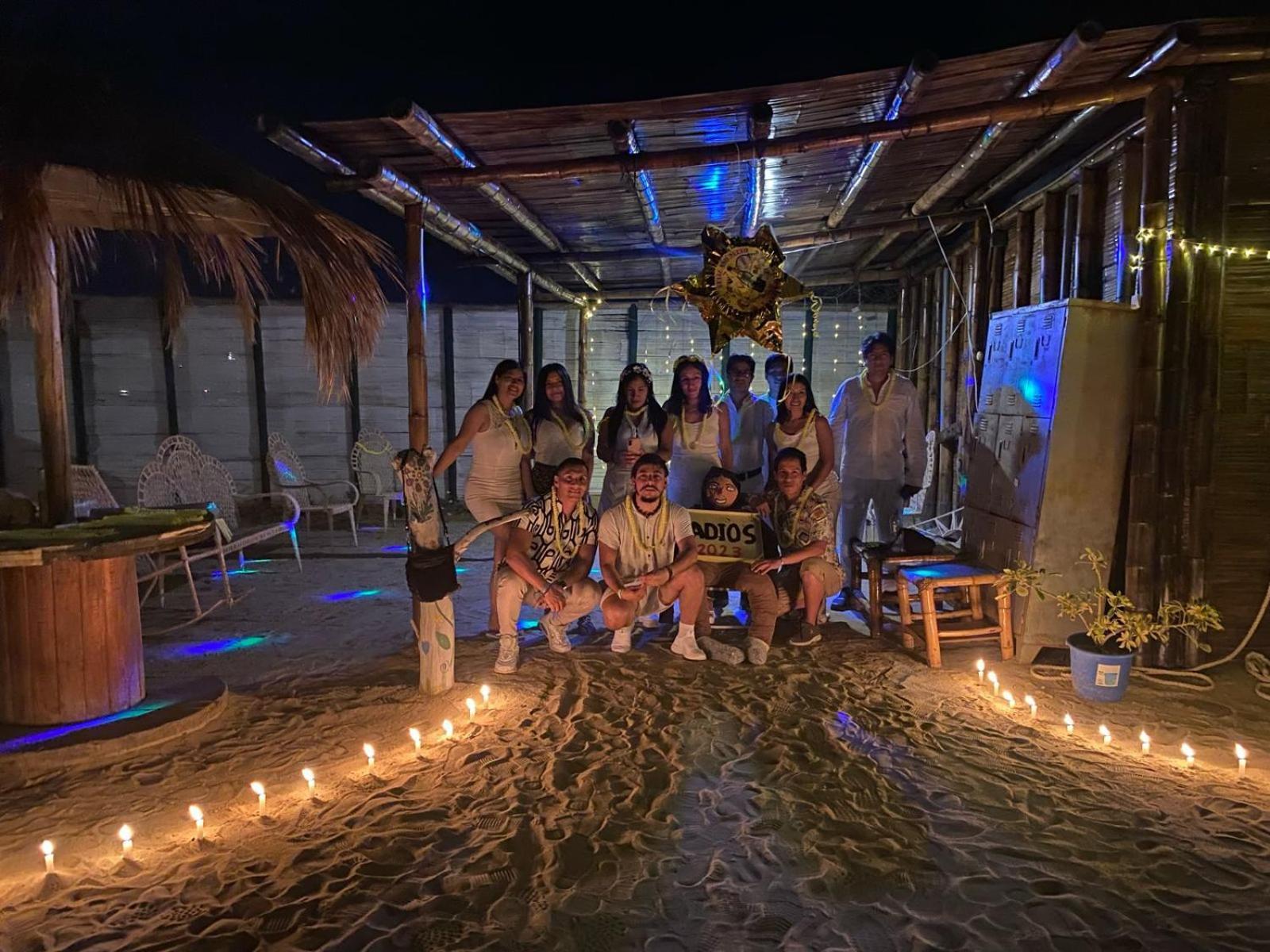 Hotel Pepon Surf Camp Máncora Esterno foto
