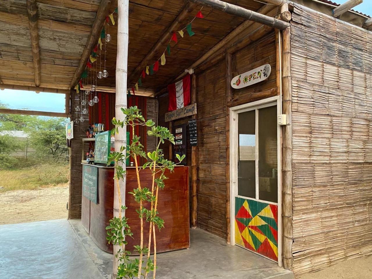 Hotel Pepon Surf Camp Máncora Esterno foto